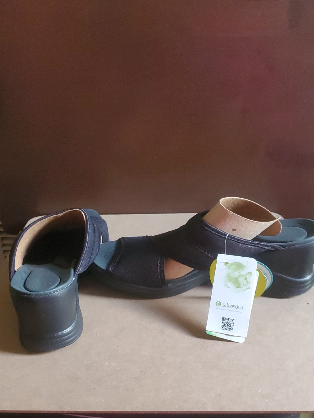 [Never Worn] Bzees Huggable Wedge Mule Sandals